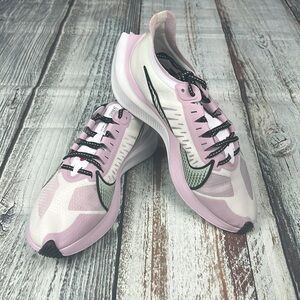 Nike Women Zoom Gravity Running Shoe Sz 8.5